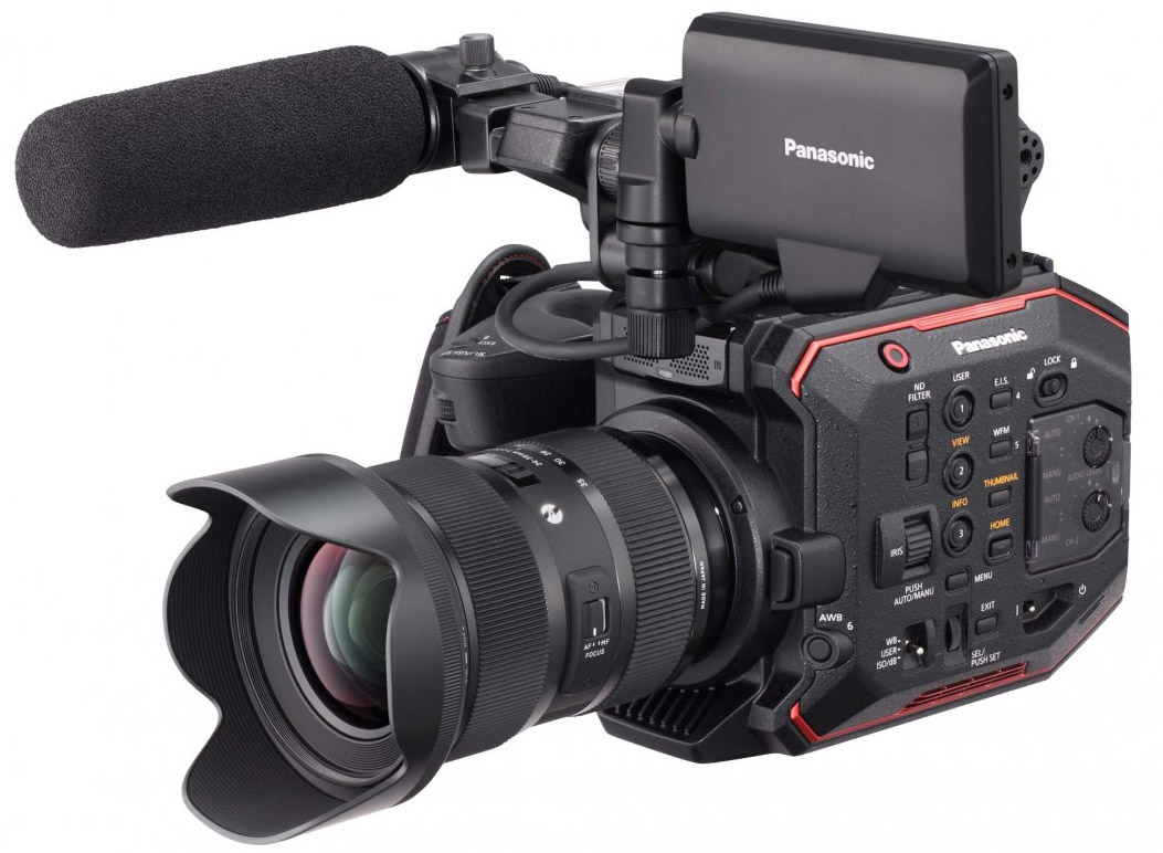 Máy quay Panasonic AU-EVA1 là lựa chọn hoàn hảo đem lại chất lượng video chuyên nghiệp nhất. Với độ phân giải 5.7K, bạn có thể dễ dàng thực hiện các bộ phim chất lượng cao cảnh quay trôi chảy.