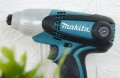 Máy vặn vít Makita TD 0101