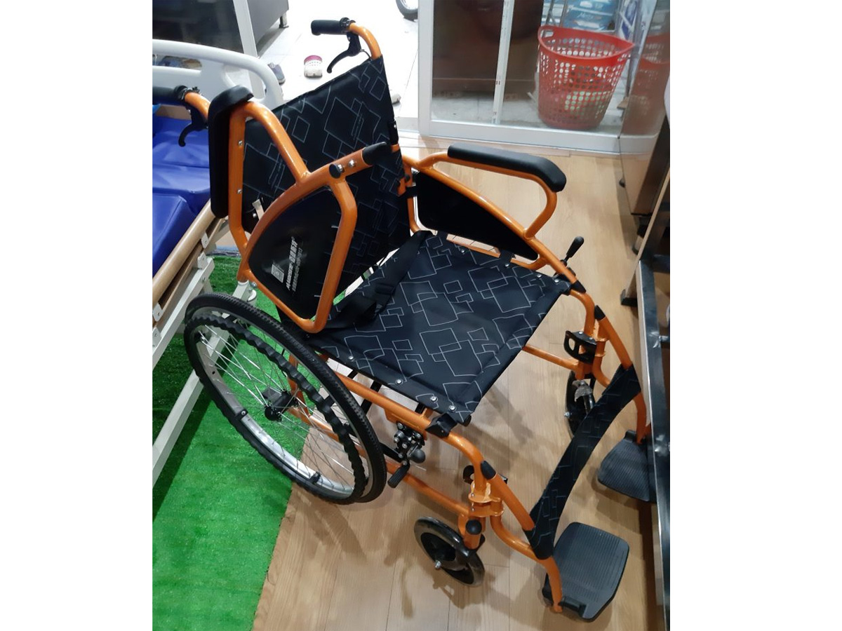 Xe lăn tay cho người liệt hạ chi Maidesite SLY107