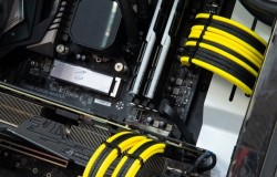 Tên sản phẩm  Bộ dây nối dài bọc lưới cao cấp Sleeve Cable - Yellow / Black  Chủng loại  Dây nối dài modding cho nguồn máy tính  Thông tin chi tiết  Độ dài  30cm  Chỉ số dây dẫn  16 AWG  Chi tiết sản phẩm 