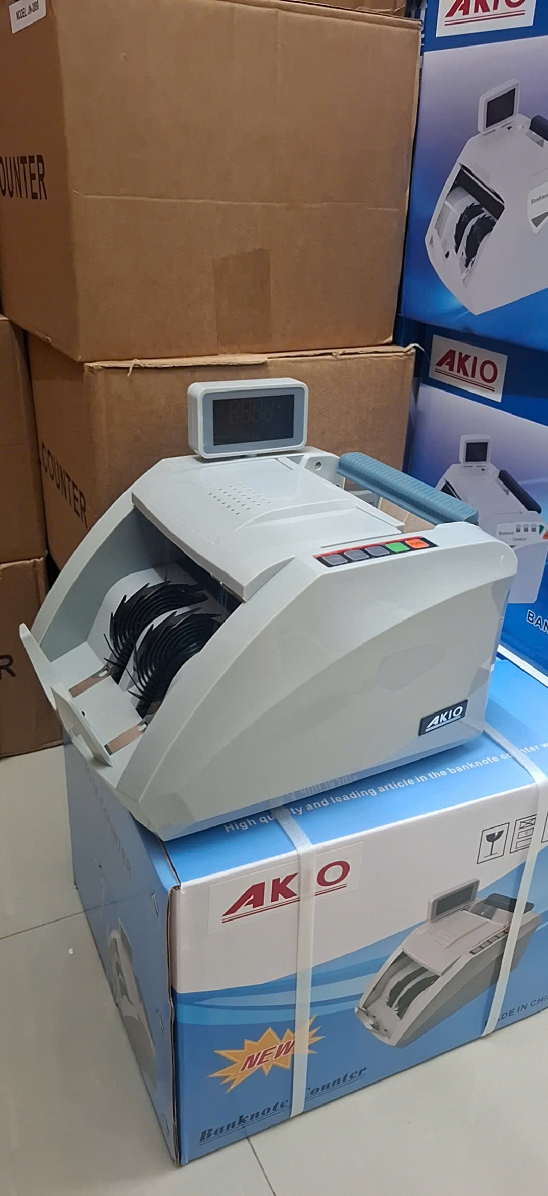Máy đếm tiền Akio AD-5500