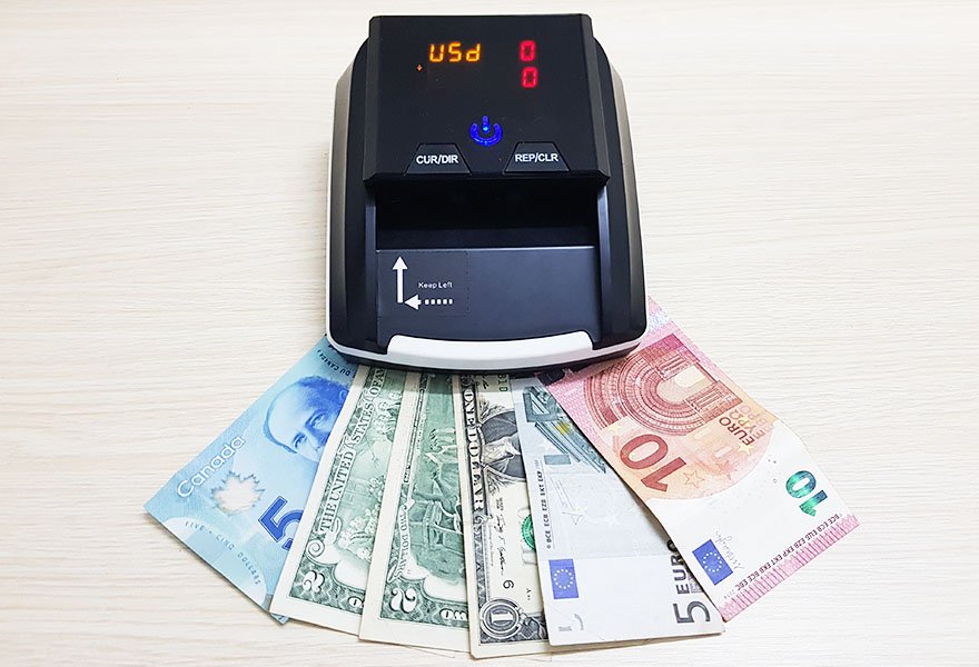 Máy Soi Ngoại Tệ Masu 579